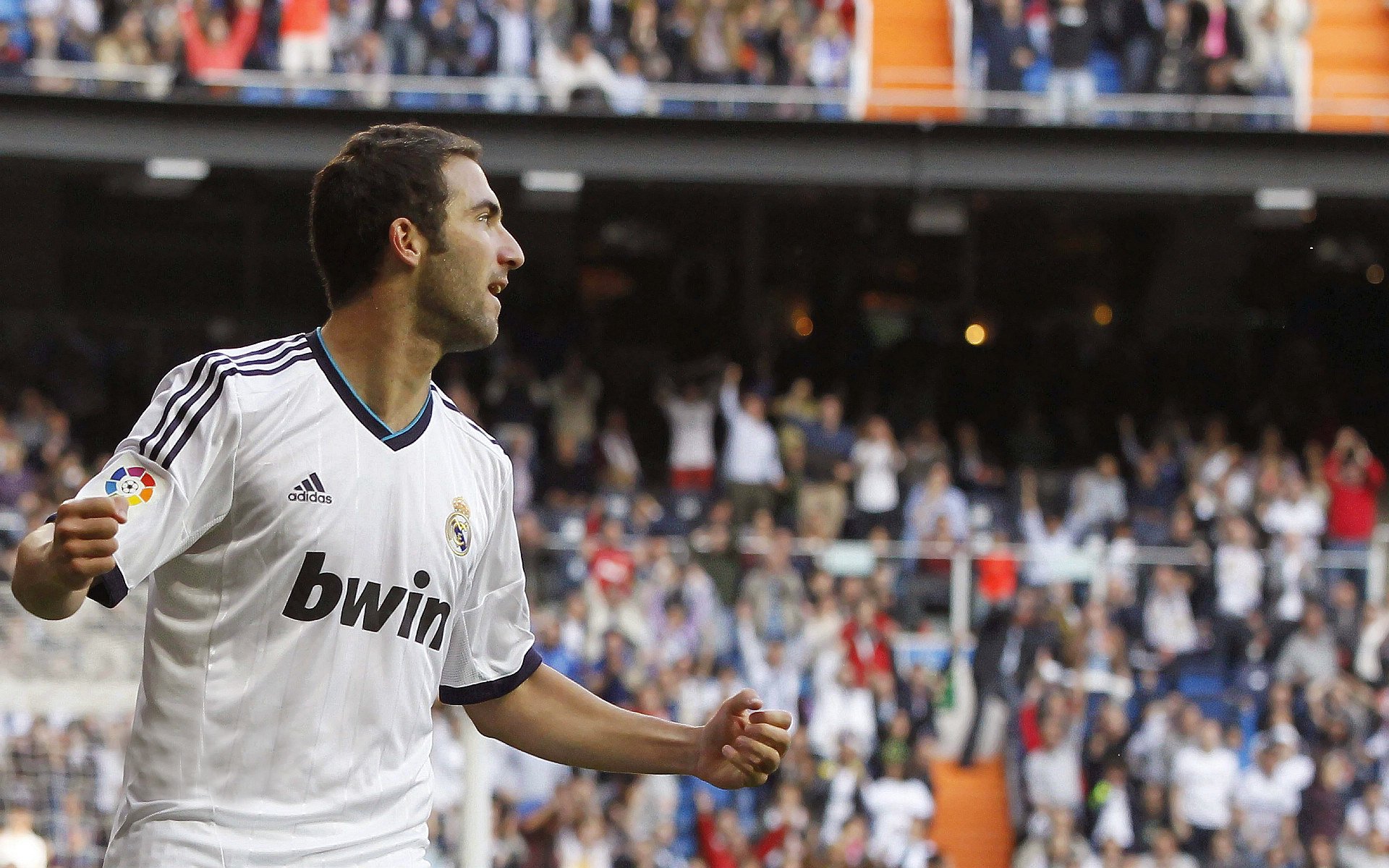 一场胜利，一场梦想！球队积极备战，冲刺冠军，球队胜利文案